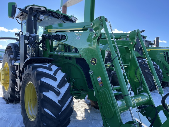 2023 John Deere 7R 250 Tractor