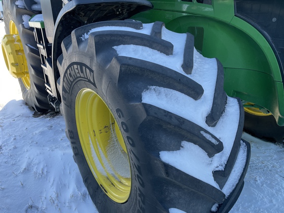 2023 John Deere 7R 250 Tractor