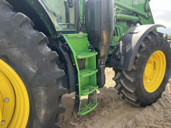 2017 John Deere 6175R Tractor