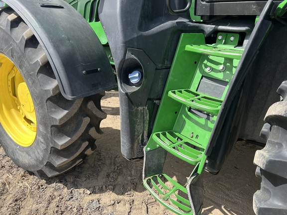 2017 John Deere 6175R Tractor