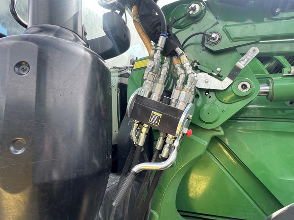 2017 John Deere 6175R Tractor