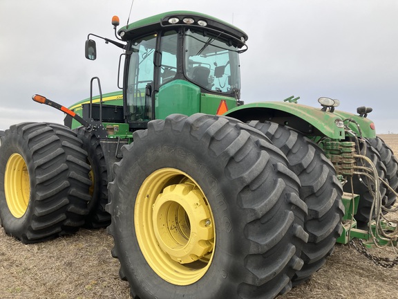 2012 John Deere 9560R Tractor 4WD