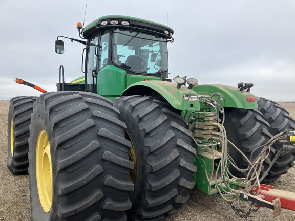 2012 John Deere 9560R Tractor 4WD