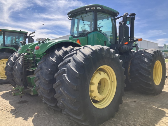 2012 John Deere 9560R Tractor 4WD