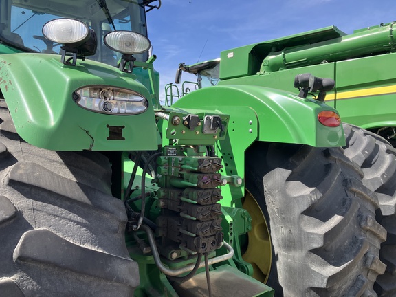 2012 John Deere 9560R Tractor 4WD