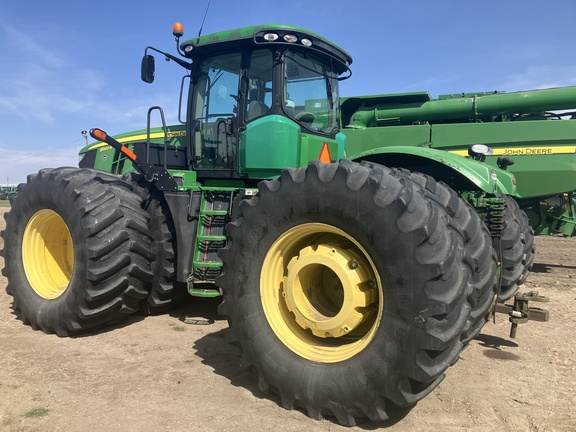 2012 John Deere 9560R Tractor 4WD