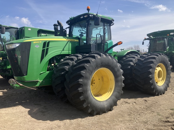 2012 John Deere 9560R Tractor 4WD