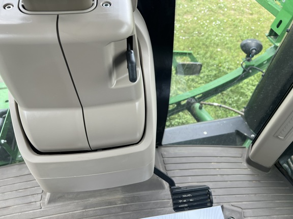 2019 John Deere R4045 Sprayer/High Clearance