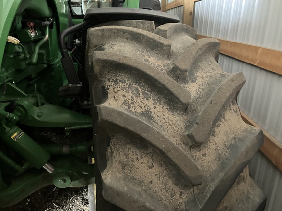 2016 John Deere 8370R Tractor