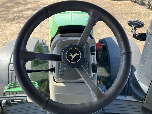 2016 John Deere 8370R Tractor