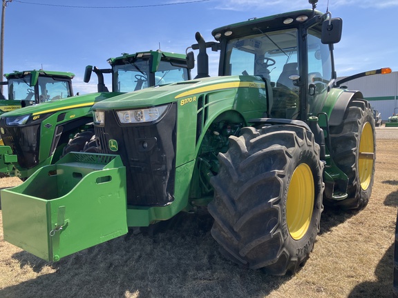 2016 John Deere 8370R Tractor