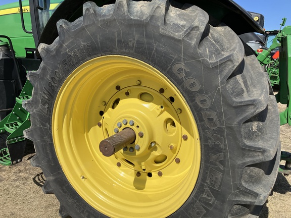 2016 John Deere 8370R Tractor