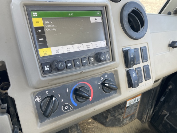 2022 John Deere XUV 835R ATV