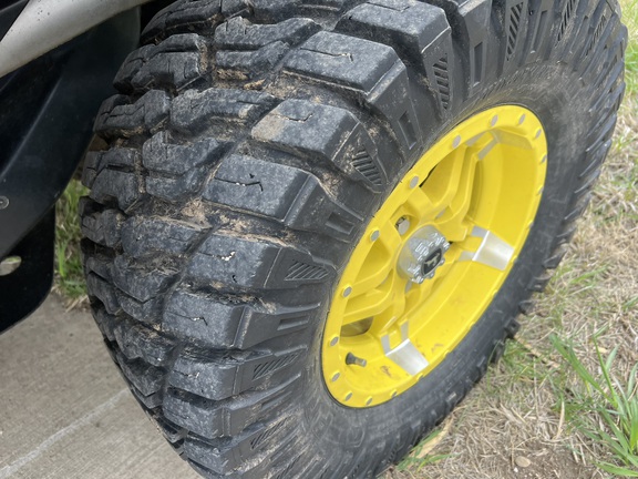 2022 John Deere XUV 835R ATV