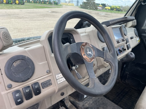 2022 John Deere XUV 835R ATV