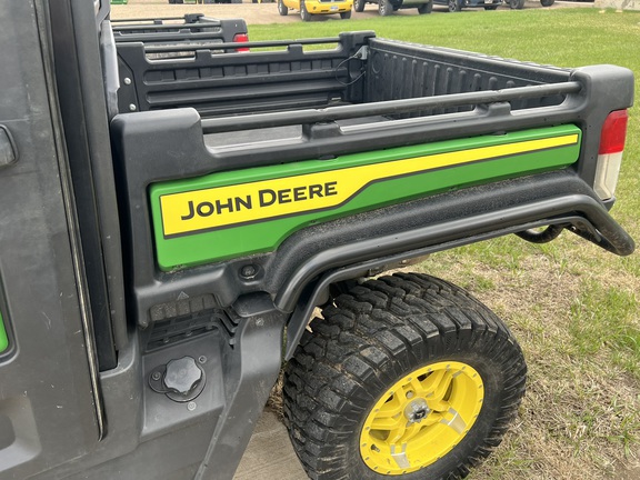 2022 John Deere XUV 835R ATV