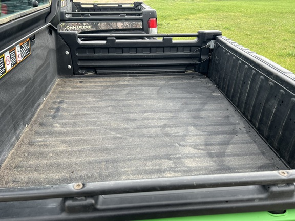 2022 John Deere XUV 835R ATV