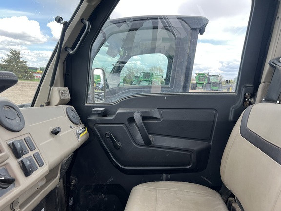 2022 John Deere XUV 835R ATV