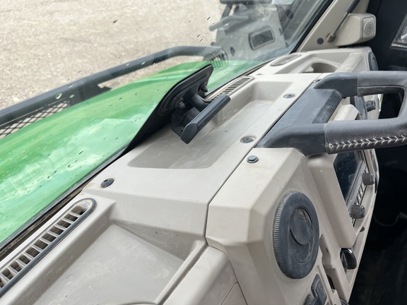 2022 John Deere XUV 835R ATV