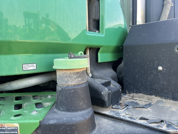 2012 John Deere 9560R Tractor 4WD