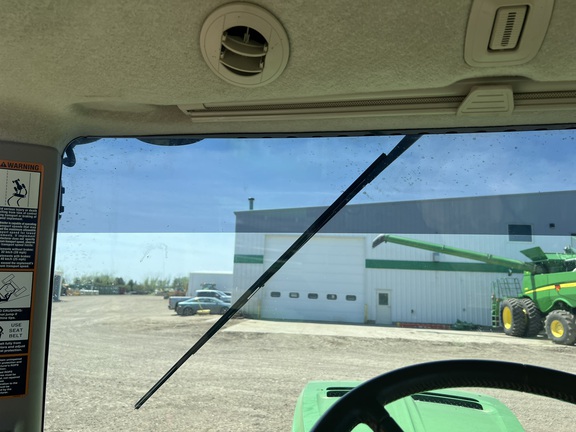 2012 John Deere 9560R Tractor 4WD