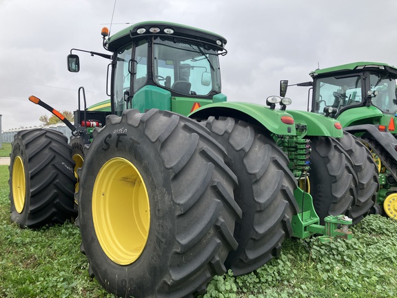 2012 John Deere 9560R Tractor 4WD