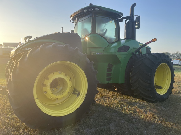 2019 John Deere 9620R Tractor 4WD