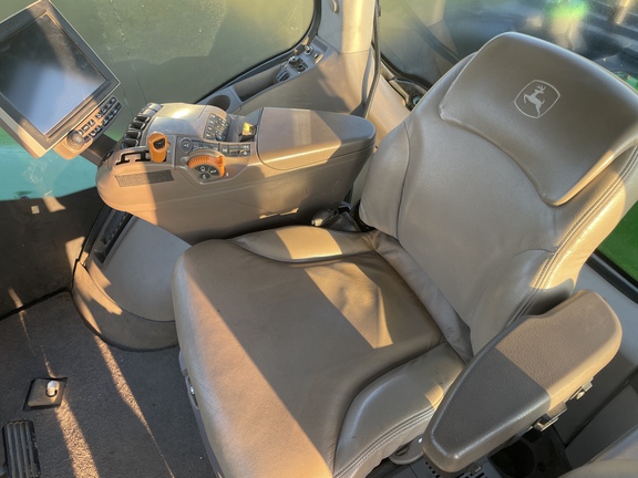 2019 John Deere 9620R Tractor 4WD