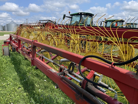 2002 New Holland HT-154 Rake