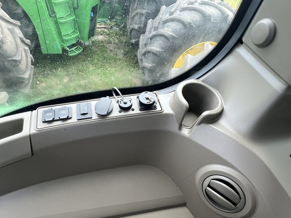 2024 John Deere 9R 590 Tractor 4WD