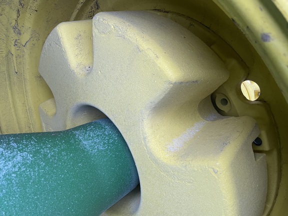 2024 John Deere 9R 640 Tractor 4WD