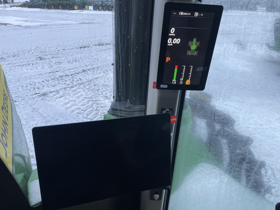 2024 John Deere 9R 640 Tractor 4WD