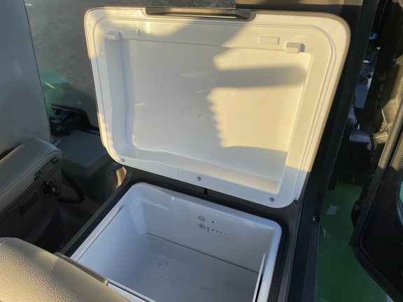 2023 John Deere 8R 410 Tractor