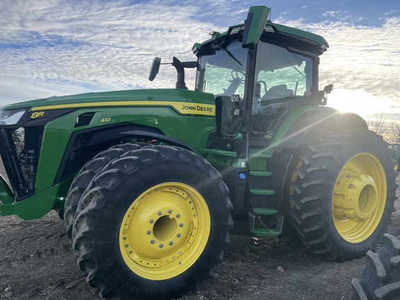 2023 John Deere 8R 410 Tractor