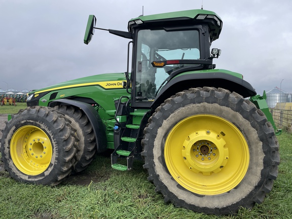 2023 John Deere 8R 410 Tractor