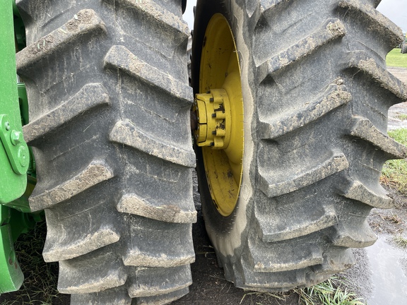 2023 John Deere 8R 410 Tractor