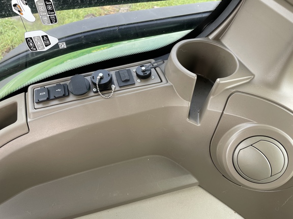 2023 John Deere 8R 410 Tractor