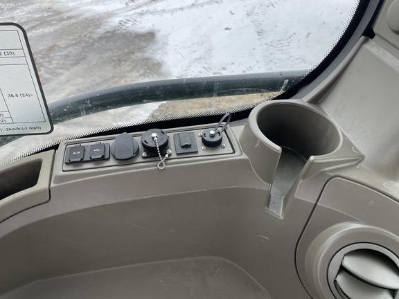 2023 John Deere 8RX 410 Tractor Rubber Track