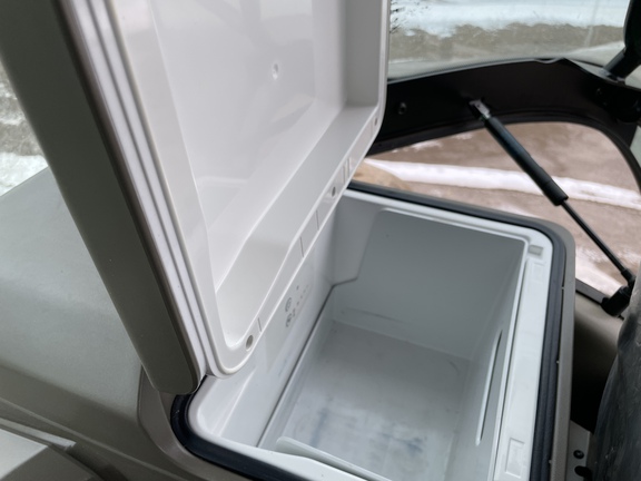 2023 John Deere 8RX 410 Tractor Rubber Track