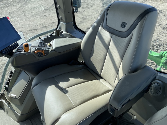 2024 John Deere 8RX 410 Tractor Rubber Track