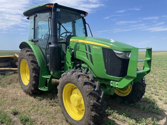 2024 John Deere 5090E Tractor