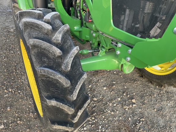 2024 John Deere 5075E Tractor