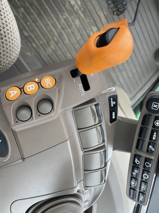 2024 John Deere 6R 195 Tractor