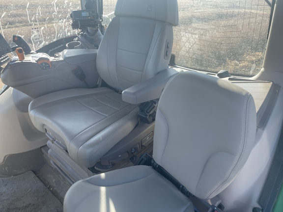 2025 John Deere 6R 195 Tractor