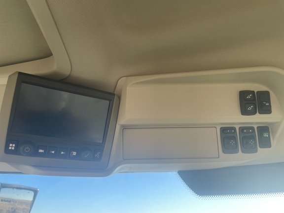 2025 John Deere 6R 195 Tractor