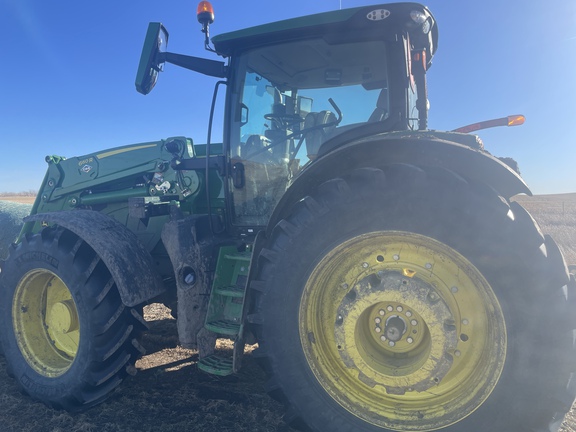 2025 John Deere 6R 195 Tractor