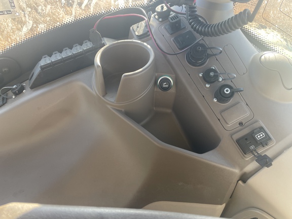 2025 John Deere 6R 195 Tractor