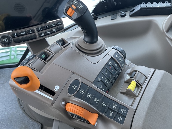 2025 John Deere 6R 195 Tractor