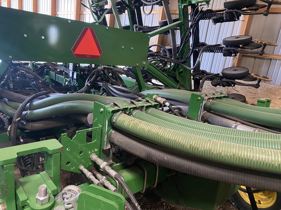 2019 John Deere 1895 Air Seeder