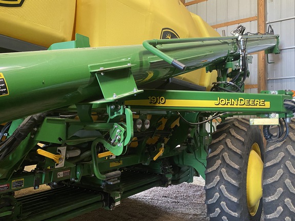 2019 John Deere 1895 Air Seeder